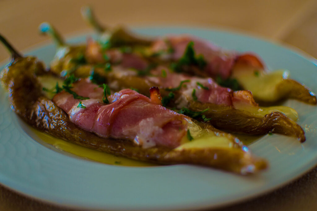 Λόφος Σάντοβας - menu Πιπεριές γεμιστές